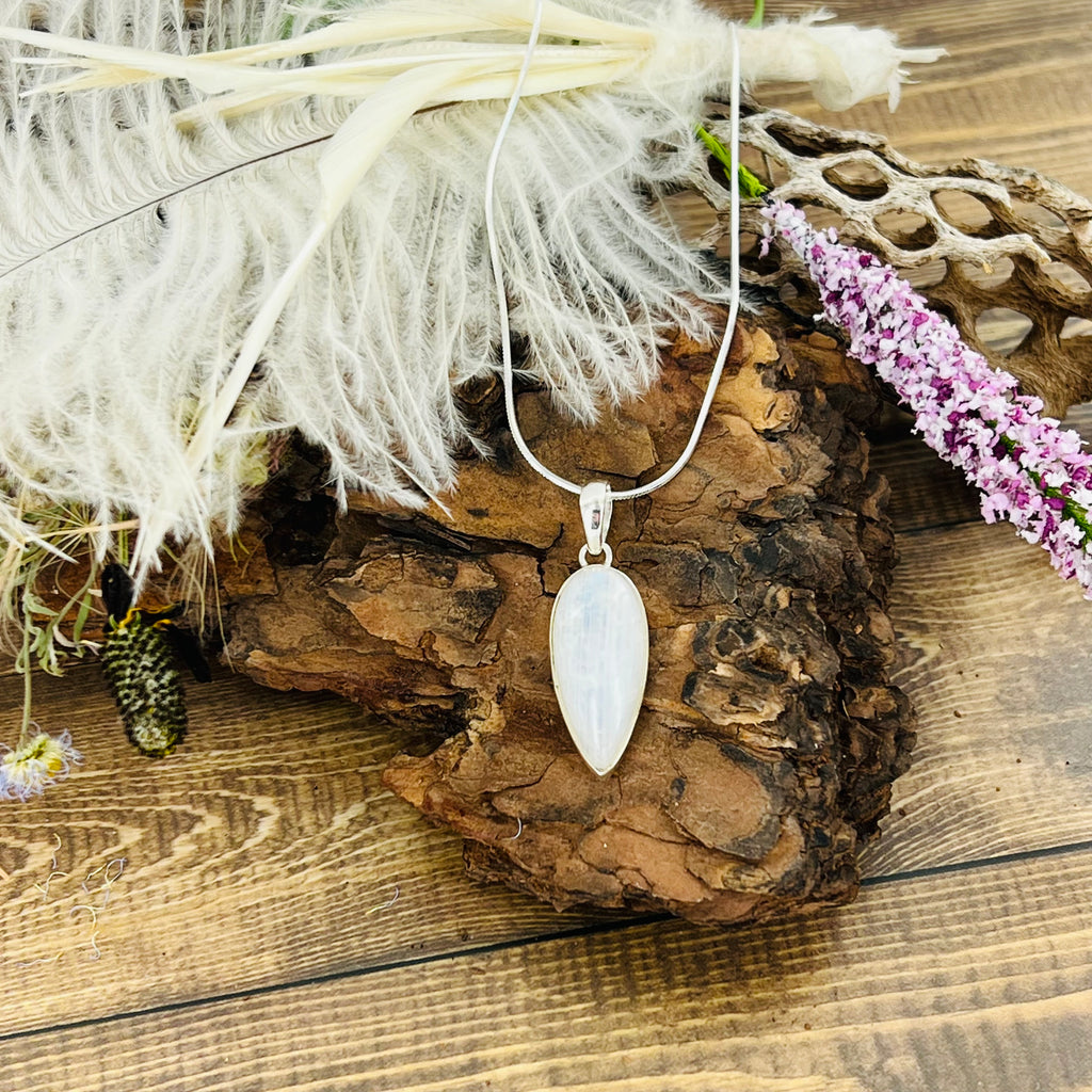 Moonstone Medium Teardrop pendant Necklace